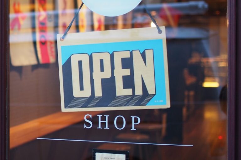 Online shopping deals and discounts