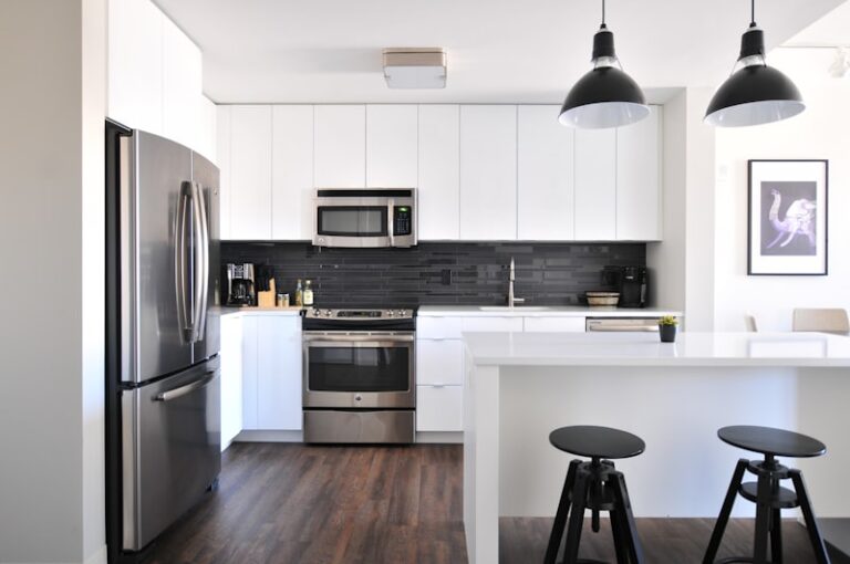 Kitchen tools and cooking gadgets